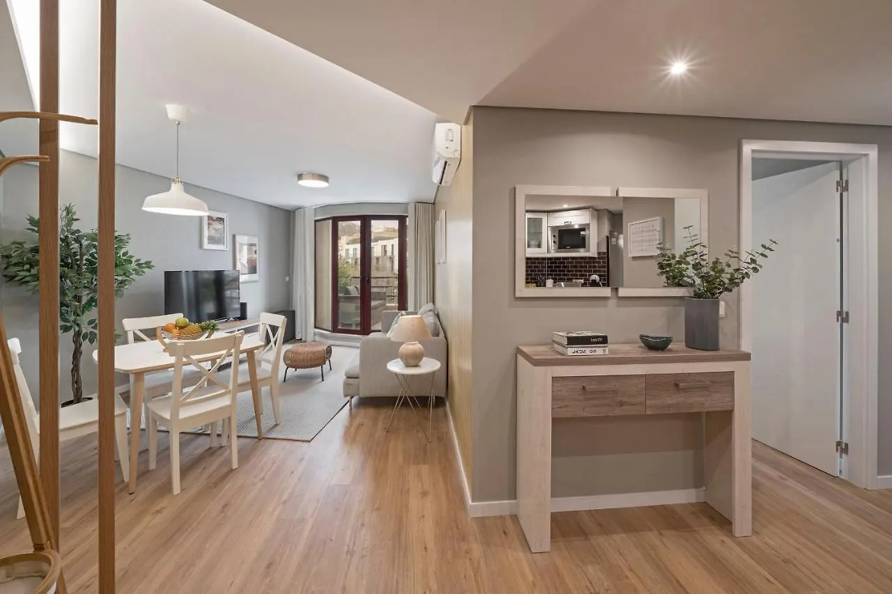 The Mountain Apartment By An Island Apart 丰沙尔